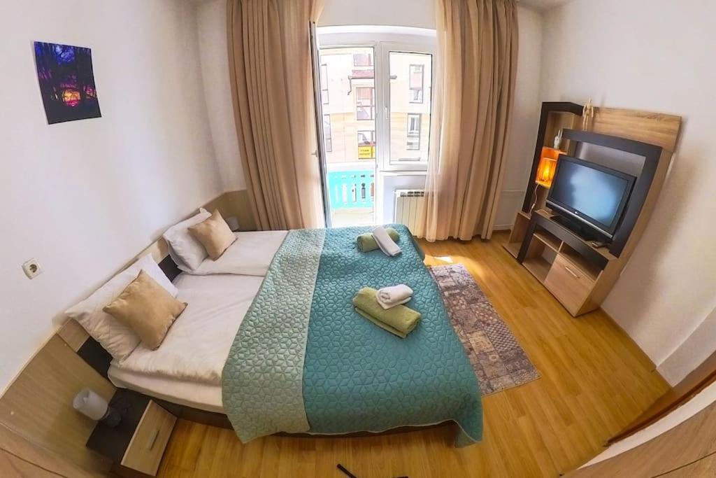 The Green Apartment In The Heart Of Old Sofia 1Bdr Luaran gambar